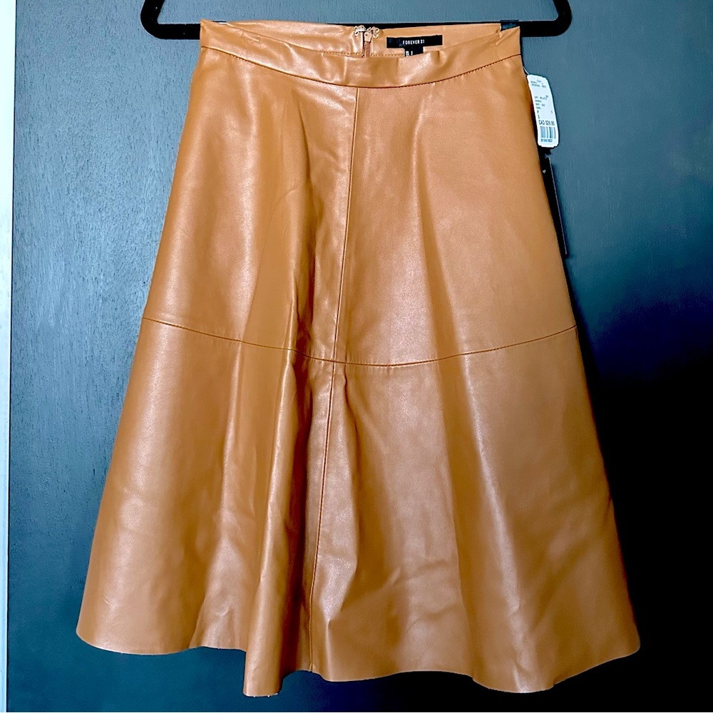 NWT Forever21 Cognac Faux Leather Midi Circle Skirt - Size Small - Picture 1 of 10